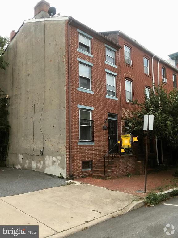 Building Photo - 651 South Paca St Rental
