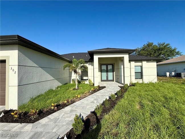 Photo - 302 SW 14th Ave