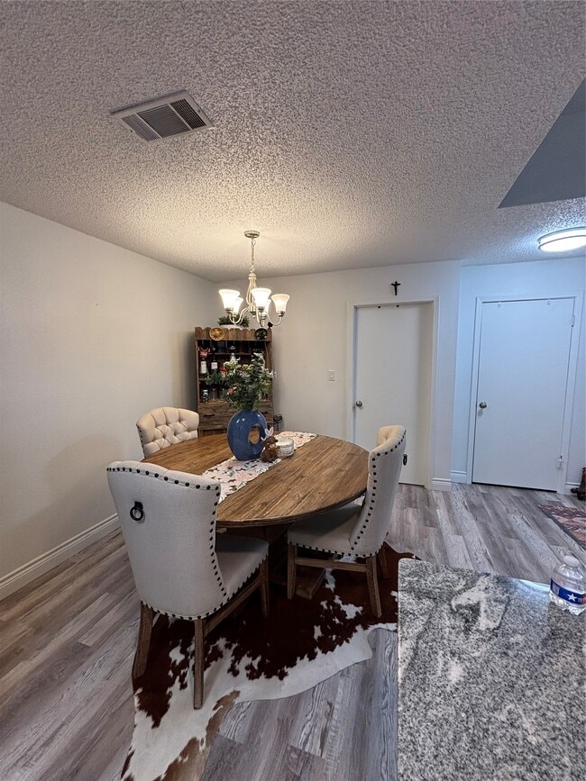 Photo - 30 Oak Villa Rd