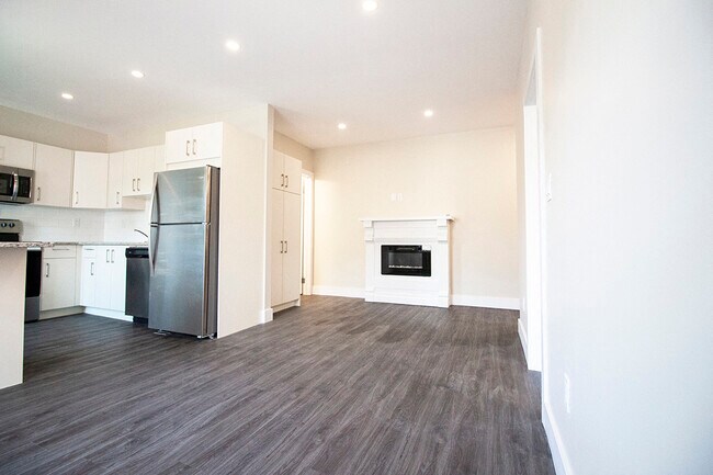 2BDR - Living Room - 377 Brandon Apartment