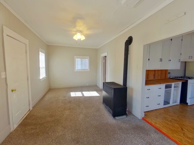 Photo - Charming 1Bed/1Bath House!