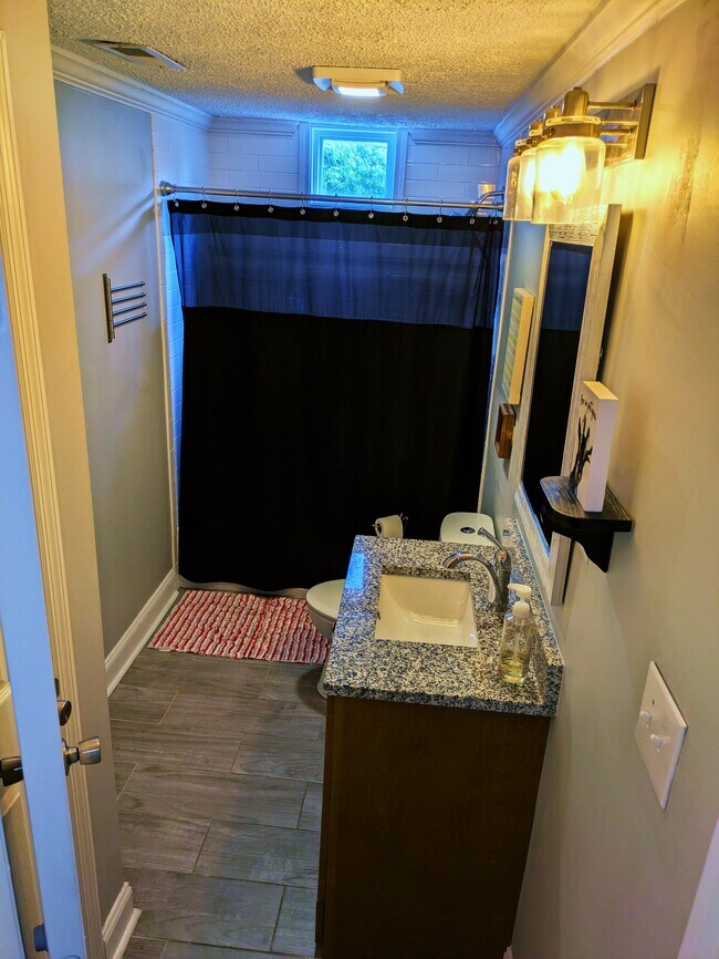 Photo - 401 Kingwood Dr Unidad A