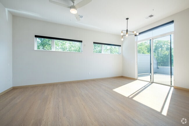 2BR, 2BA - 1203SF - Cariad