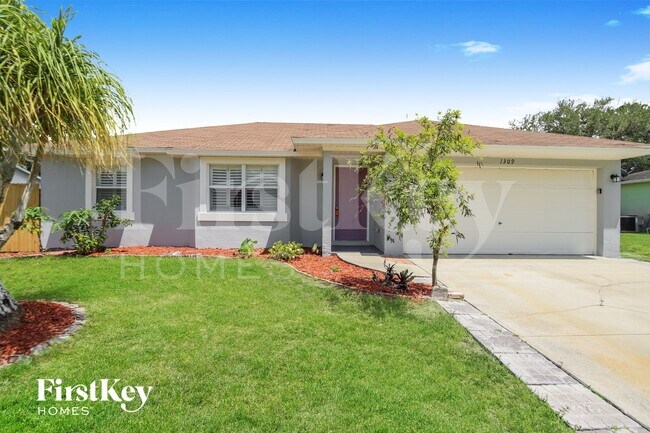 Photo - 1309 Buffing Cir SE