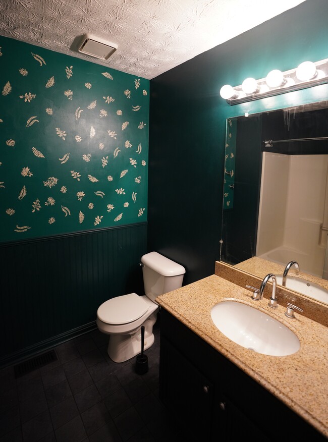 Photo - 218 John Wesley Dr