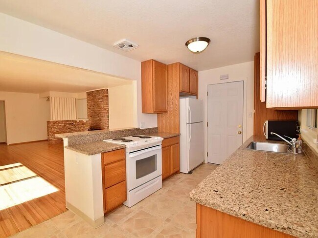 353 Miller Creek Rd