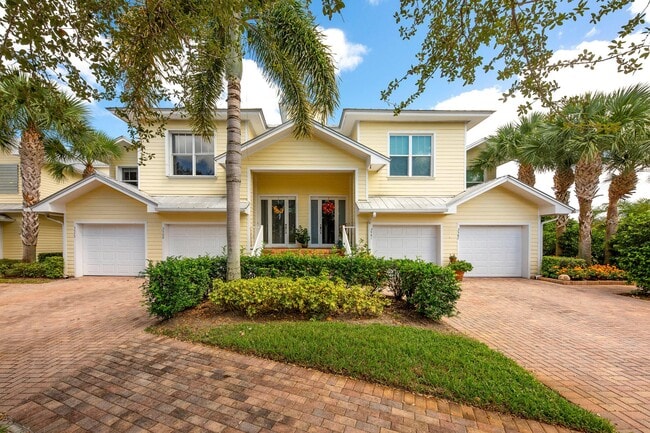 Building Photo - 3569 SW Sawgrass Villas Dr Unit 1-C Rental
