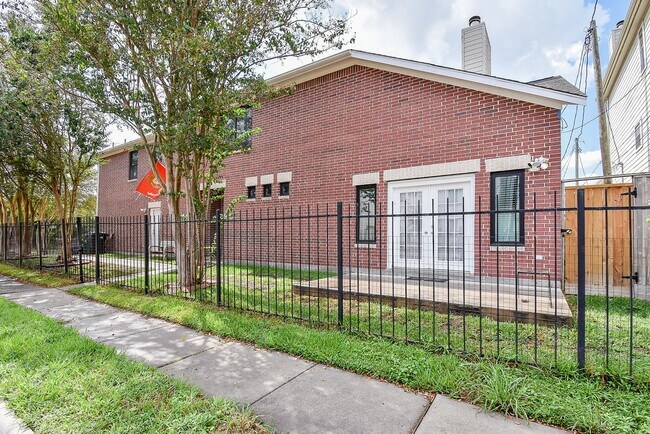 Photo - 3720 Link Valley Dr.