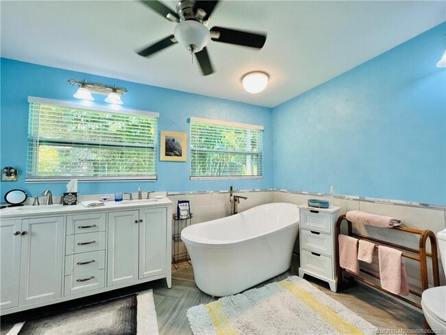 Photo - 632 W Weatherbee Rd Unit #1