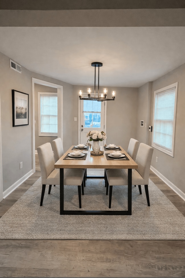 Luxury Vinyl Plank Flooring in Newly Renovated Platinum Townhomes