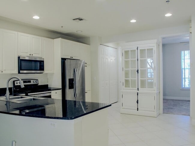 Building Photo - 124 Jesup Ln