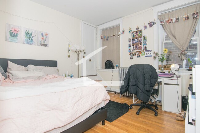 Photo - 64 Egmont St
