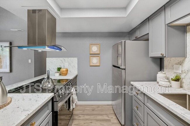 Photo - 6120 Westview Way