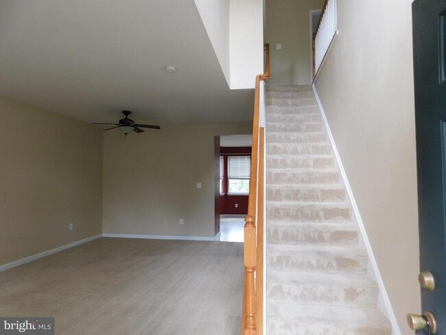 Building Photo - 402 Kintyre Ln