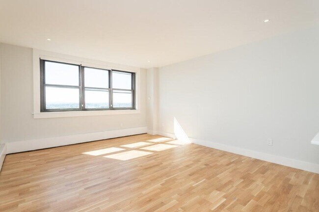 Photo - 1422 Columbia Rd