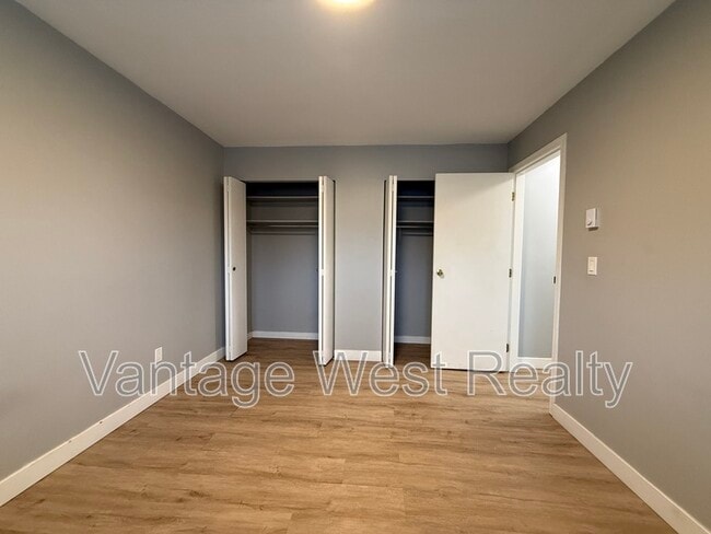 Photo - 255-255 Nickel Rd