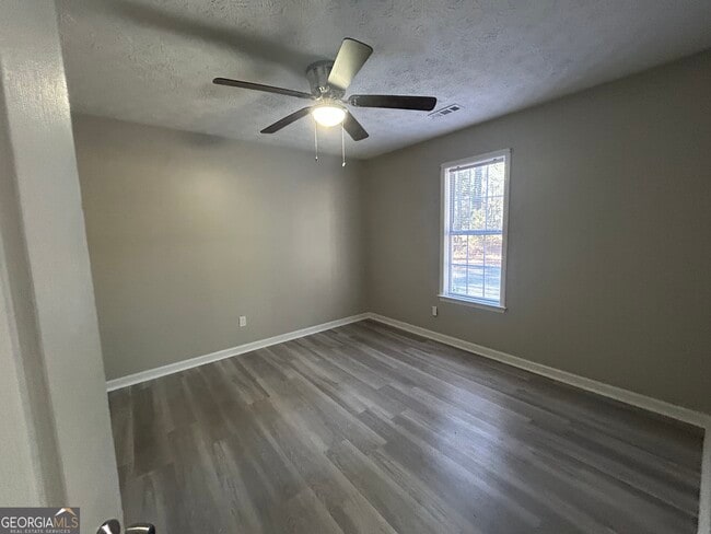 Photo - 681 Senoia Rd