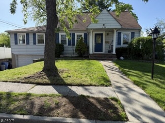 Building Photo - 95 Westview Ave