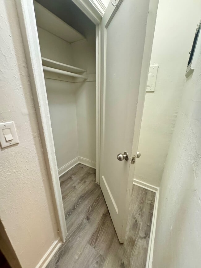 Photo - 625 Gramatan Ave