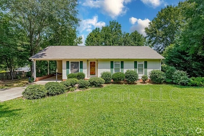 Building Photo - 300 Indian Trail Rental