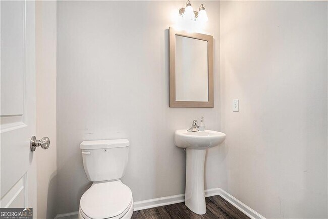 Photo - 3320 Reagan Way