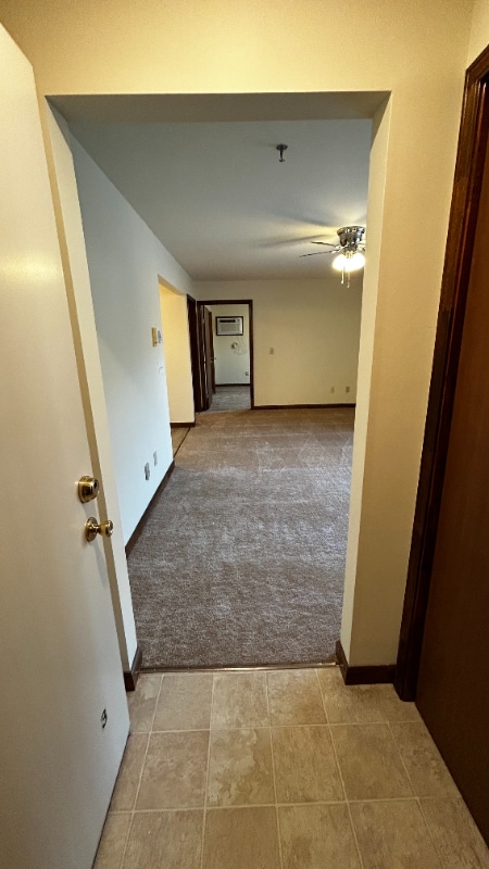 Photo - 1949 Western Ave Unidad 803