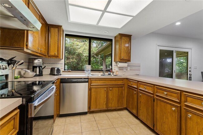 Photo - 3408 Rain Forest Dr