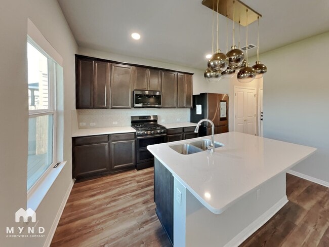 Photo - 906 Limestone Shls Rd