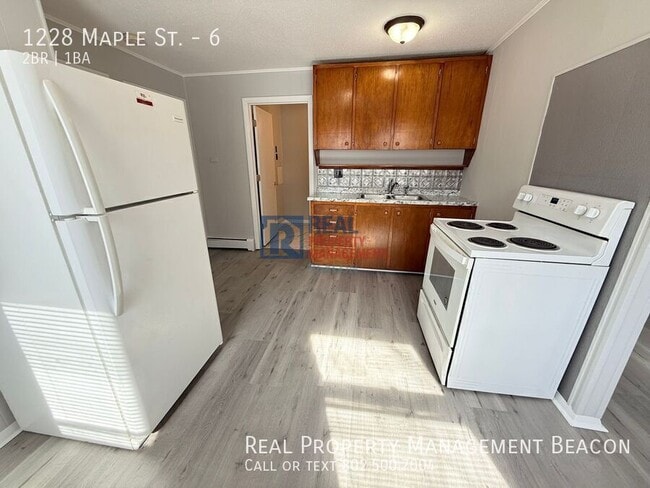 Photo - 1228 Maple St Unidad 6