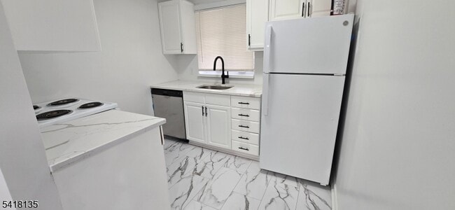 Photo - 206 Main St Unit 1