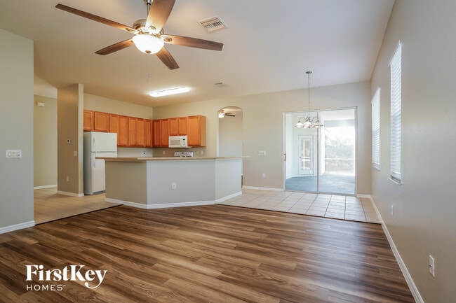 Photo - 2302 NW 27th Ave