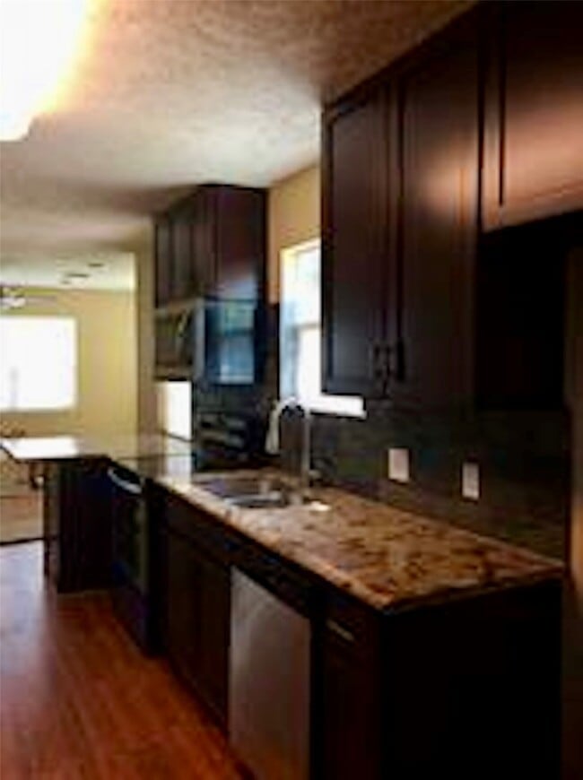 Photo - 3501 Lydia St