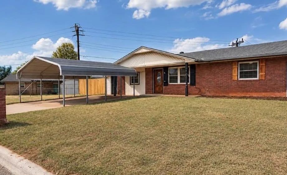 Photo - 409 E Linden Ln