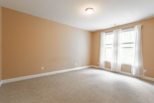 Photo - Fantastic Location & Price