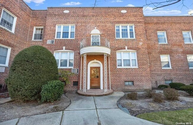 255 Central Ave  