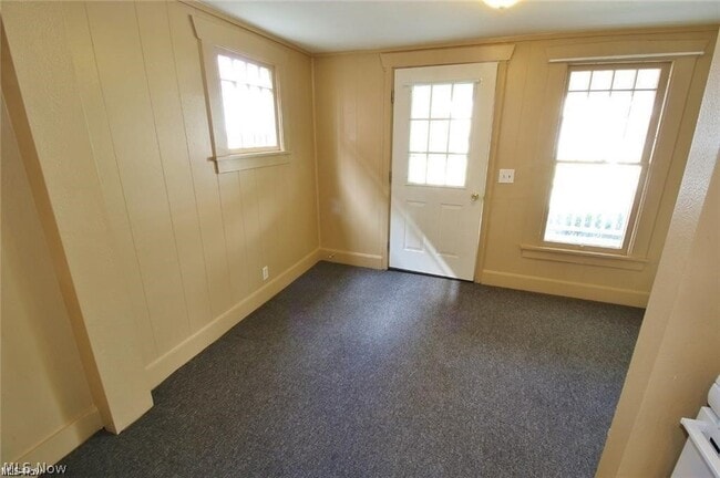 Photo - 39 W 2nd St Unit C