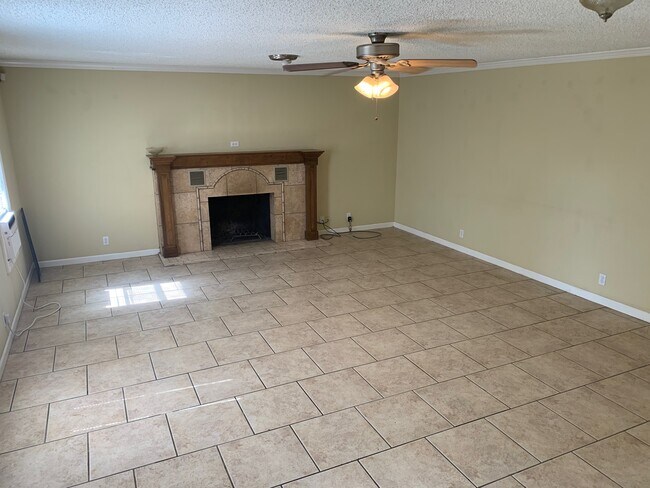 Photo - 3317 31st St