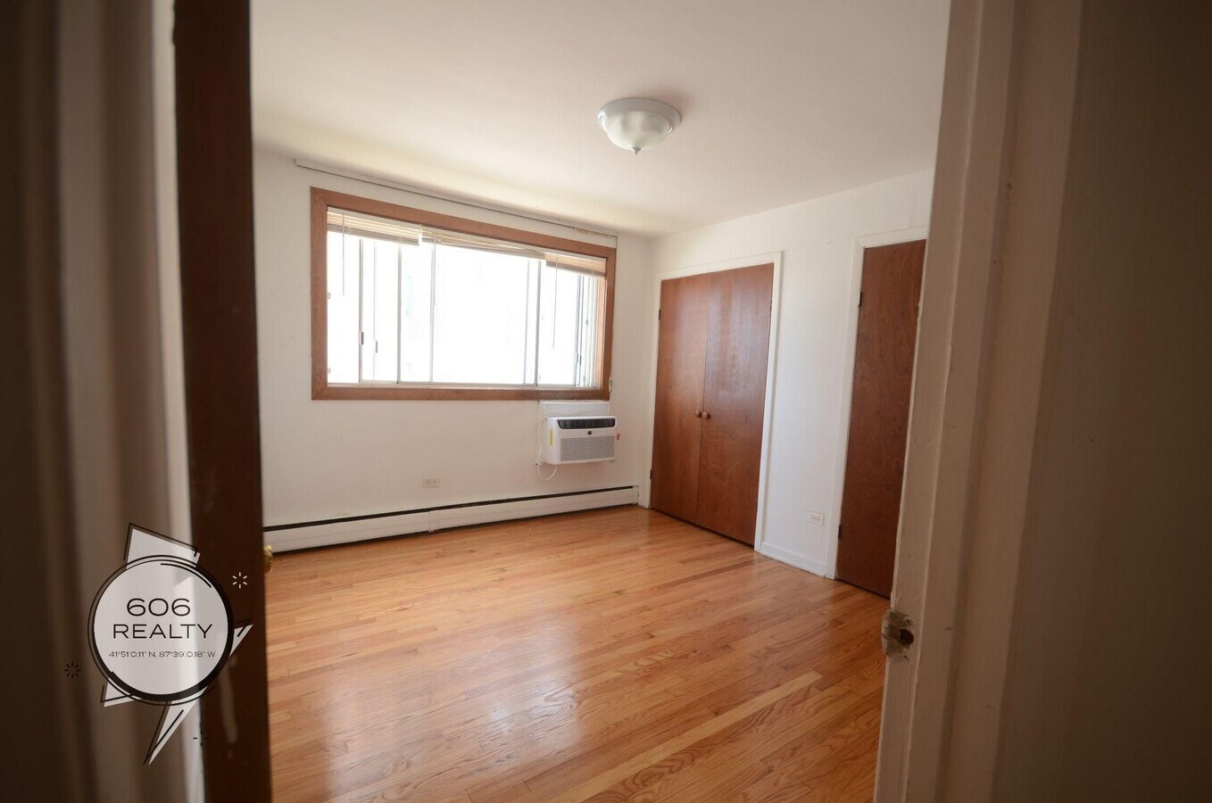 Photo - 1410 W Juneway Terrace Unit 2A