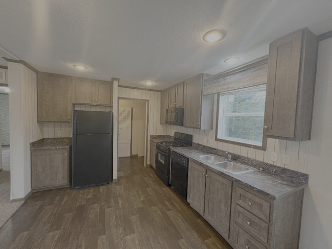 Photo - 249 Laurel Leah