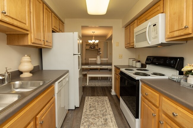 Chapel Valley Townhomes