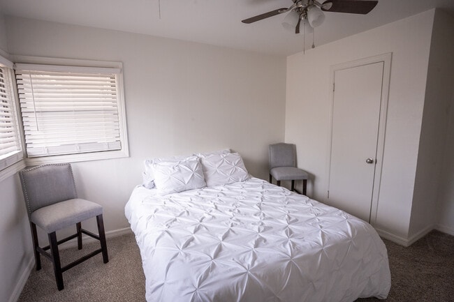 Photo - 1559 Parr St House