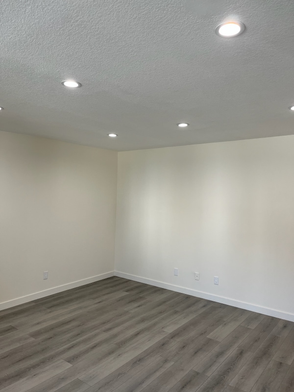 Photo - 5529 Fulcher Ave Unidad 204