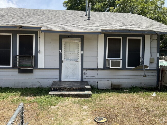 Building Photo - Coming Soon! South Side One Bedroom Apartm... Unit 1 Rental