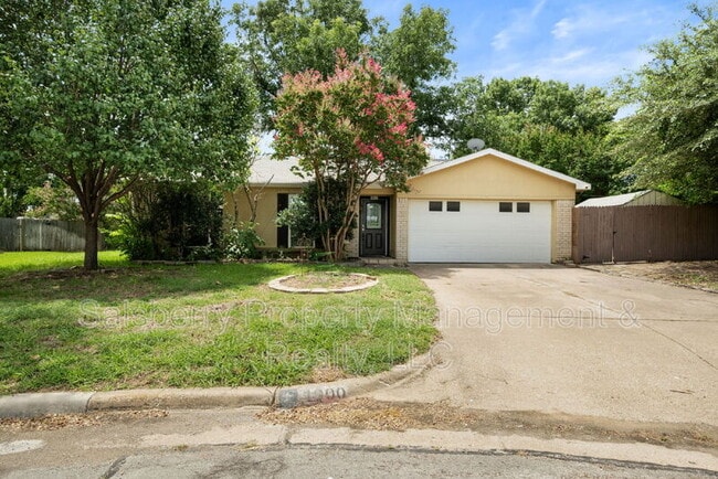 Photo - 1900 Lavon Creek Ln House