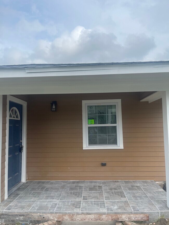 2921 Mandeville St Apartments Unit 2921 New Orleans, LA