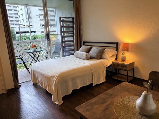 Building Photo - 249 Kapili St Unit 301B