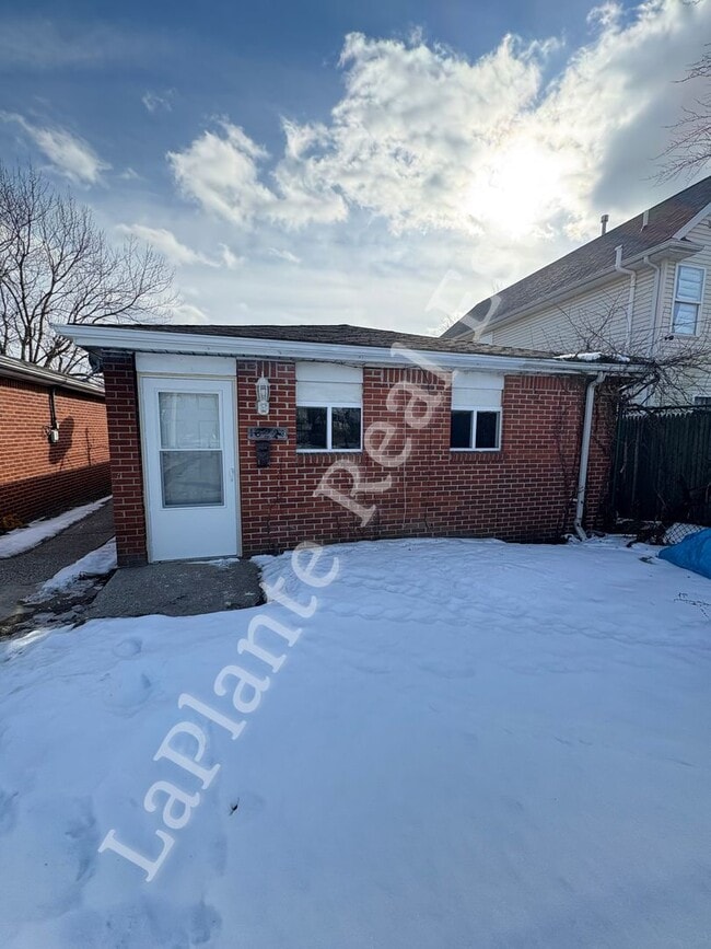 Building Photo - 1622 Milburn Ave Unit 1622 Milburn Ave- Rear