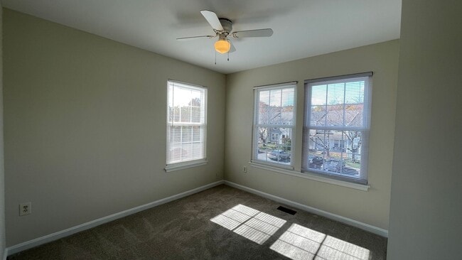 Photo - End Unit Townhouse in North Stafford