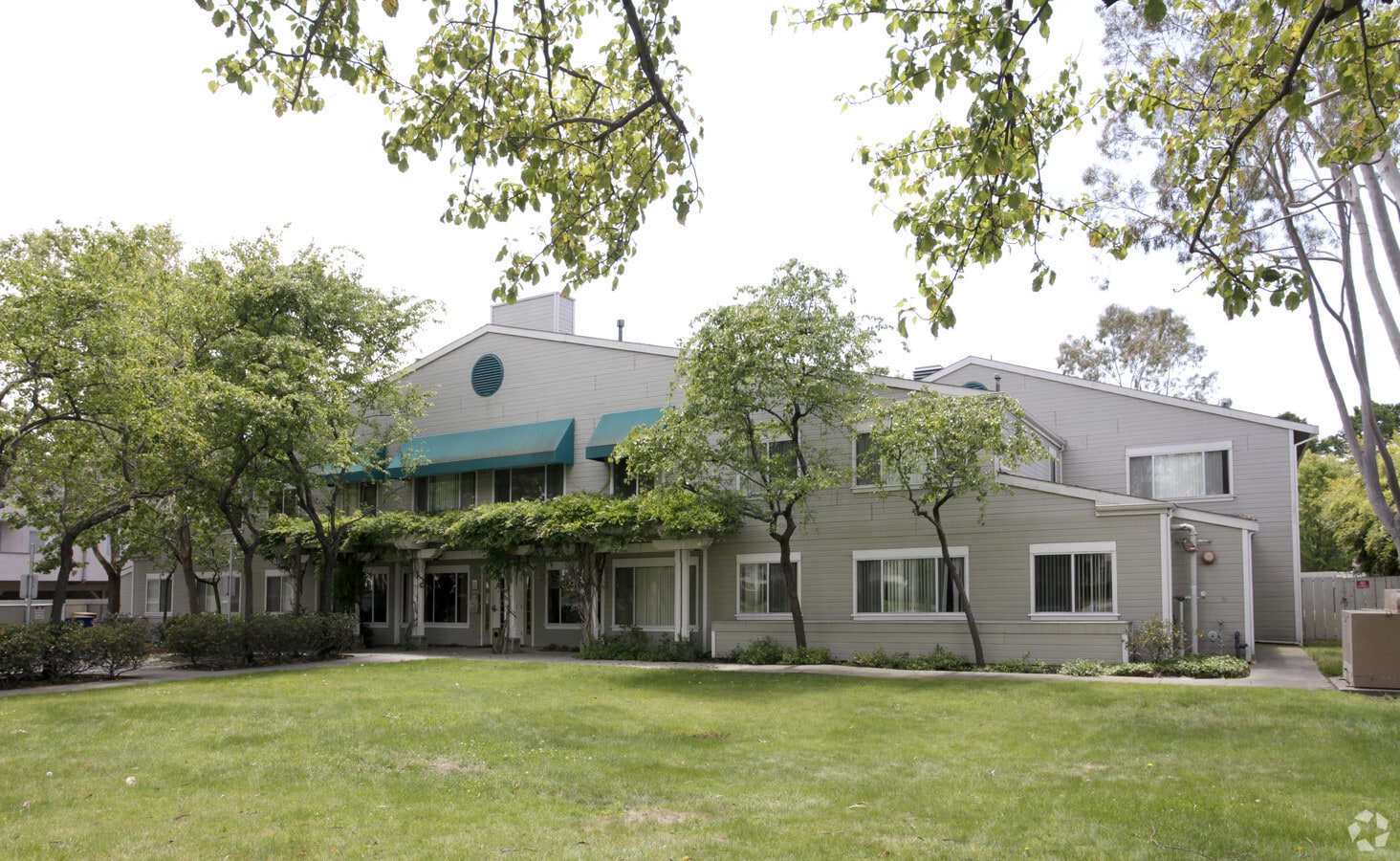 Photo - Fuller Lodge Apartments