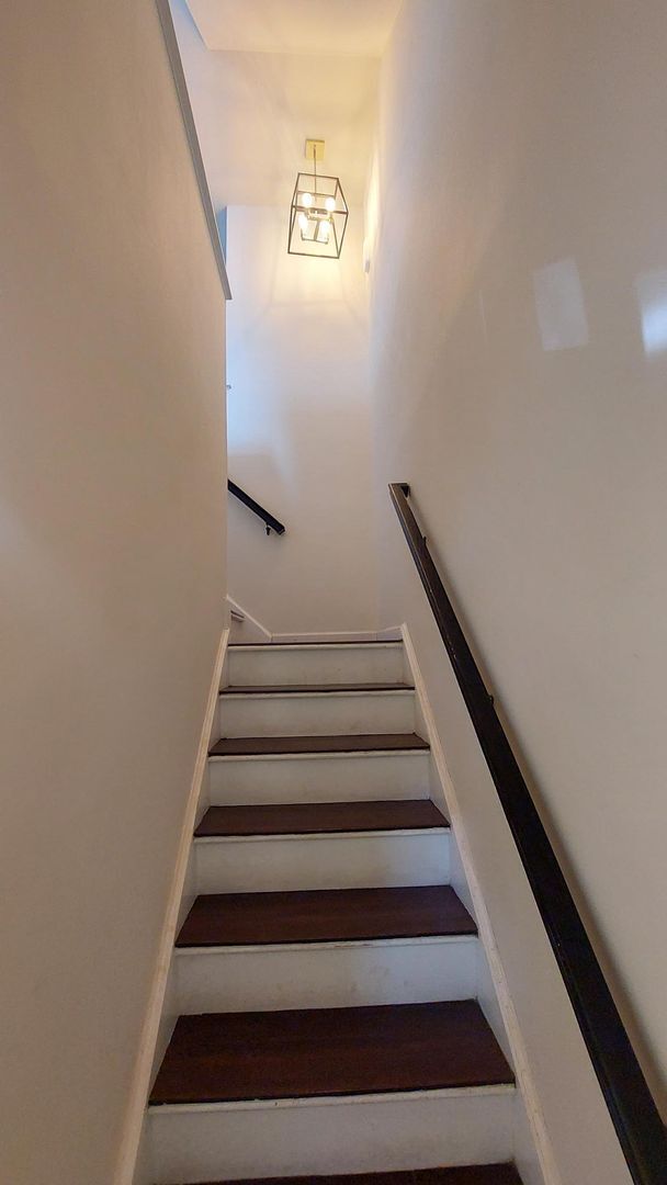 Photo - Spacious Townhouse w/Renovated Bathroom